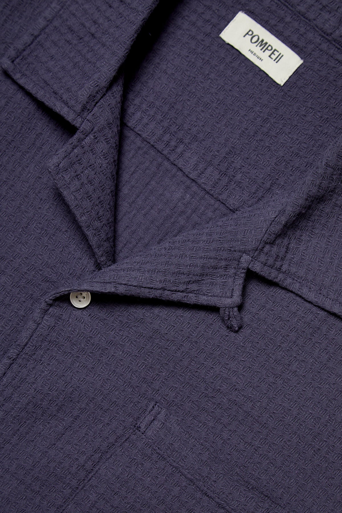 CAMISA GRÁFICA AZUL MARENGO