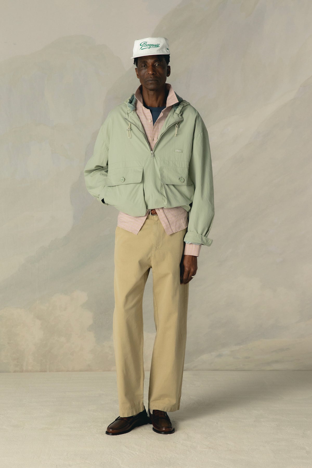 TEA WINDBREAKER