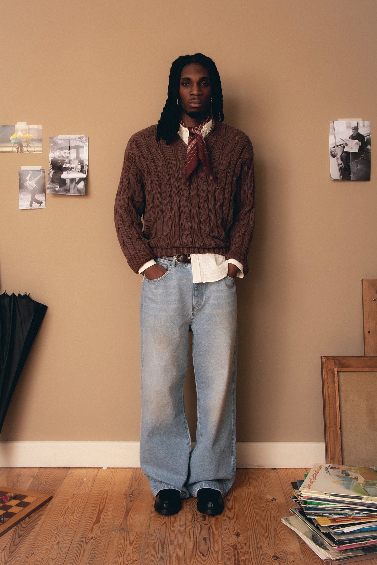 THE ART OF LIVING BROWN KNIT