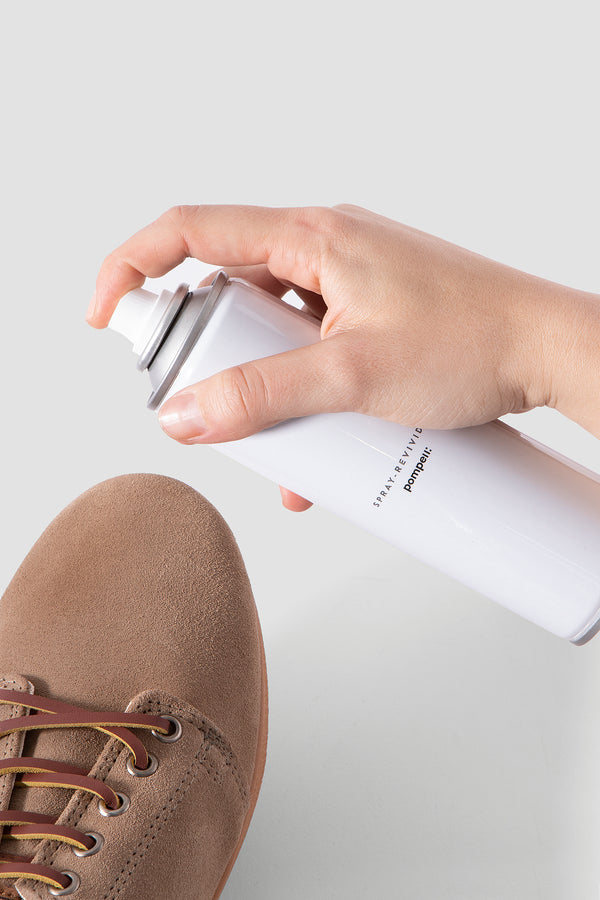 REVITALIZING SPRAY