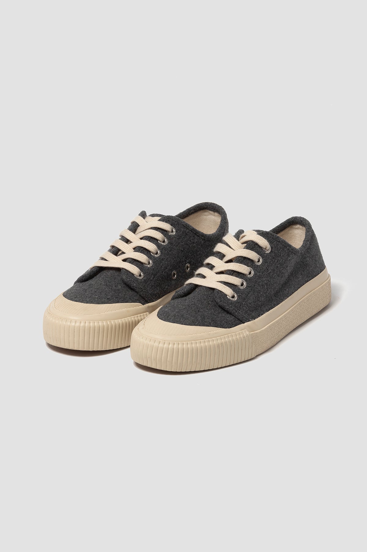 KIRAN GREY FELT WOOL