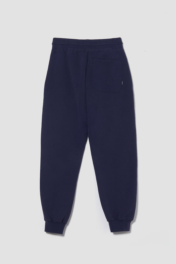 EL PANTALÓN DE SUDADERA AZUL MARINO